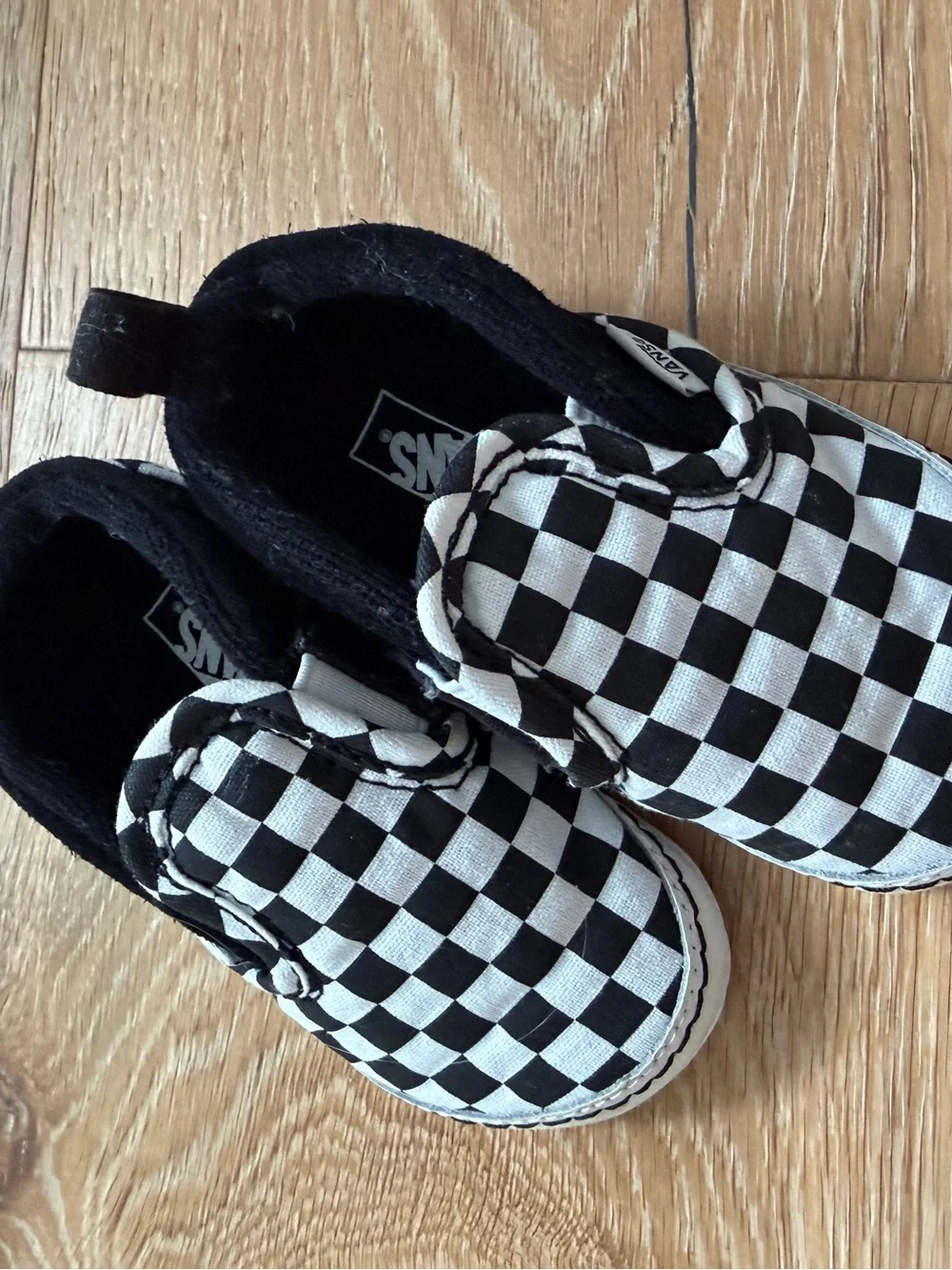 Vans • Crib Shoes